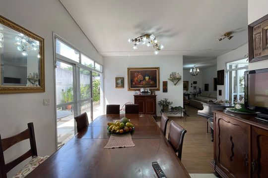 Sala de Jantar de casa à venda com 3 quartos, 120m² em Vila Sonia, São Paulo