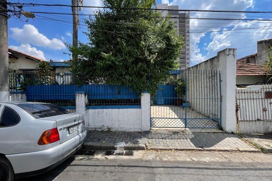 Fachada de casa à venda com 3 quartos, 120m² em Vila Sonia, São Paulo