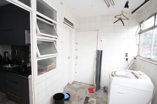 Área de Serviço de apartamento à venda com 4 quartos, 300m² em Santa Lúcia, Belo Horizonte