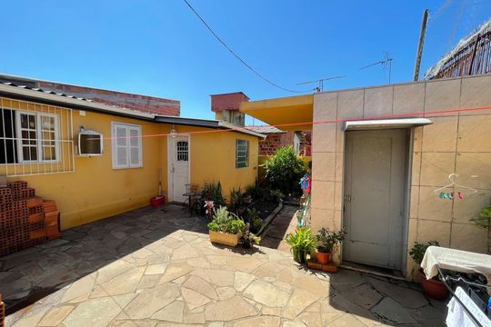 Casa à venda com 2 quartos, 80m² em Canudos, Novo Hamburgo