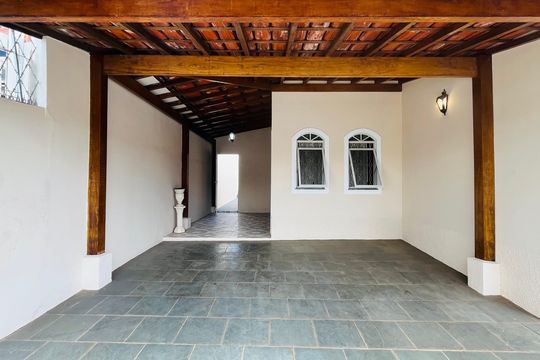 Casa à venda com 3 quartos, 151m² em Nova Campinas, Campinas