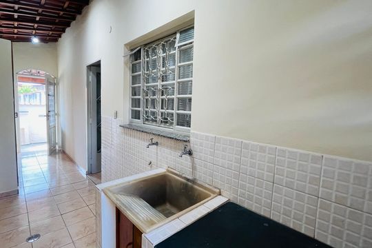 Casa à venda com 3 quartos, 151m² em Nova Campinas, Campinas