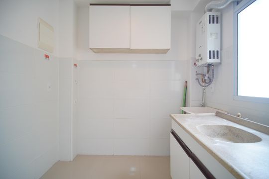 Cozinha de apartamento para alugar com 2 quartos, 40m² em Santos Dumont, São Leopoldo
