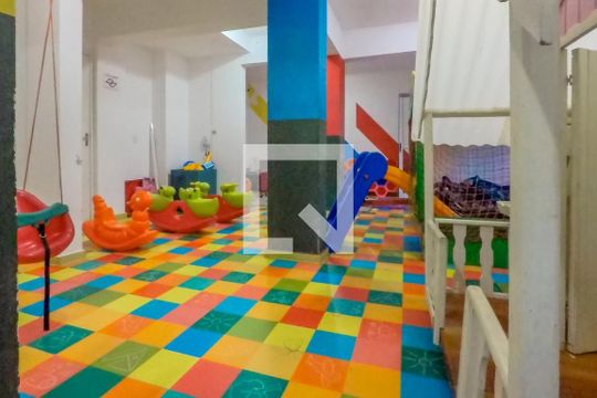 Apartamento à venda com 3 quartos, 65m² em Jardim Maria Estela, São Paulo