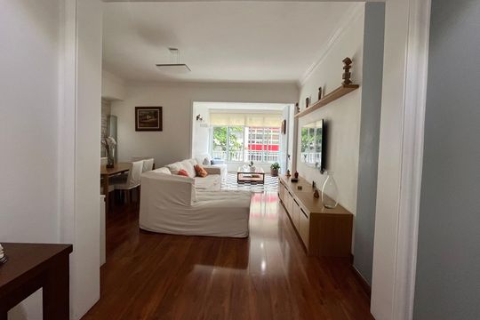 Sala  de apartamento à venda com 3 quartos, 130m² em Copacabana, Rio de Janeiro