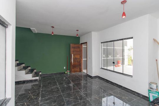 Sala de casa para alugar com 4 quartos, 180m² em Tres Cruzes, São Paulo
