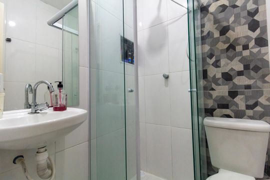 Banheiro de apartamento para alugar com 2 quartos, 35m² em Jardim Aricanduva, São Paulo