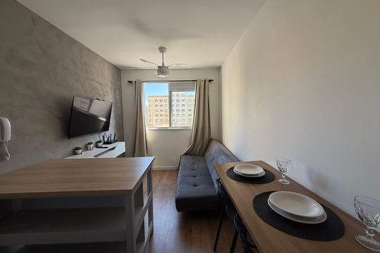 Sala de kitnet/studio para alugar com 1 quarto, 26m² em República, São Paulo