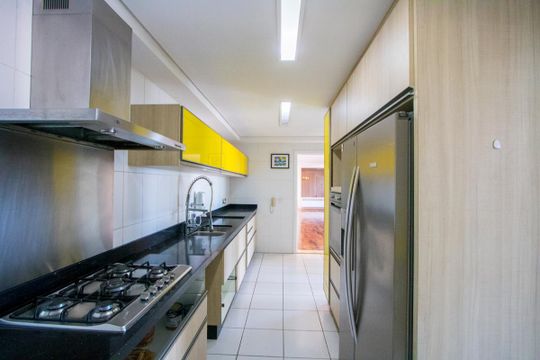 Cozinha de apartamento para alugar com 3 quartos, 177m² em Campestre, Santo André