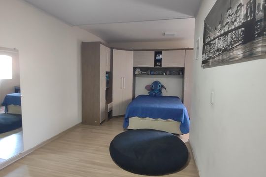 Quarto 2 de casa à venda com 2 quartos, 135m² em Olímpico, São Caetano do Sul