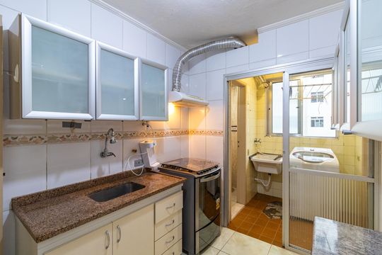 Cozinha de apartamento para alugar com 3 quartos, 79m² em Vila Progredior, São Paulo