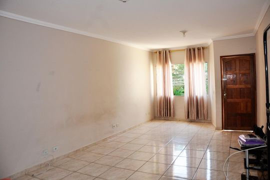 Casa para alugar com 2 quartos, 150m² em Vila Marina, São Paulo