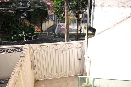 Detalhe - Vista da Sala de casa para alugar com 2 quartos, 150m² em Vila Marina, São Paulo