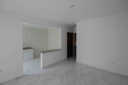 Casa para alugar com 2 quartos, 70m² em Vila California, São Paulo