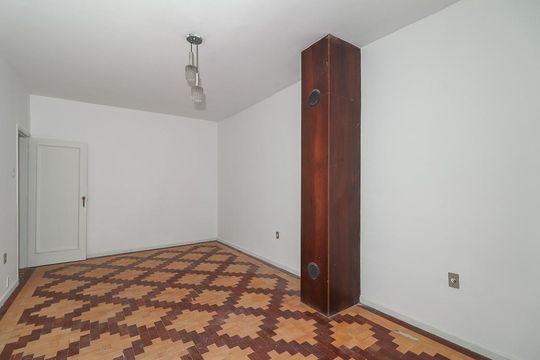 Quarto de casa para alugar com 4 quartos, 350m² em Petrópolis, Porto Alegre
