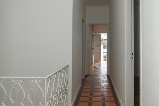 Corredor de casa para alugar com 4 quartos, 350m² em Petrópolis, Porto Alegre