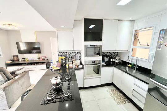 Cozinha de apartamento para alugar com 2 quartos, 78m² em Jardim Pereira Leite, São Paulo