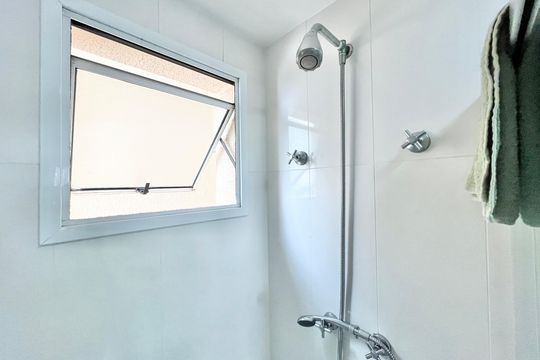 Banheiro de apartamento para alugar com 2 quartos, 78m² em Jardim Pereira Leite, São Paulo