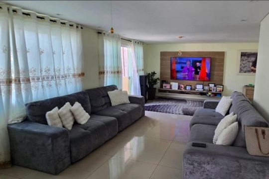 Casa para alugar com 3 quartos, 200m² em Parque das Américas, Mauá