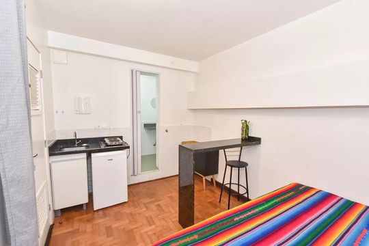 Quarto de kitnet/studio à venda com 12 quartos, 320m² em Cambuci, São Paulo