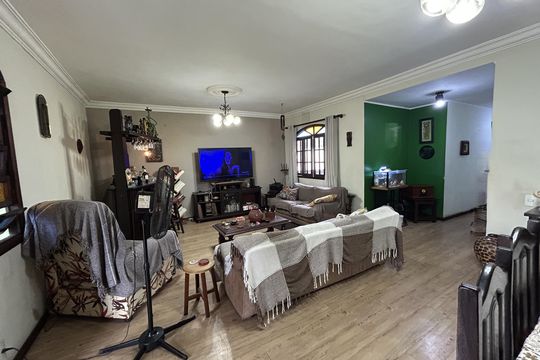 Casa à venda com 3 quartos, 133m² em Encantado, Rio de Janeiro