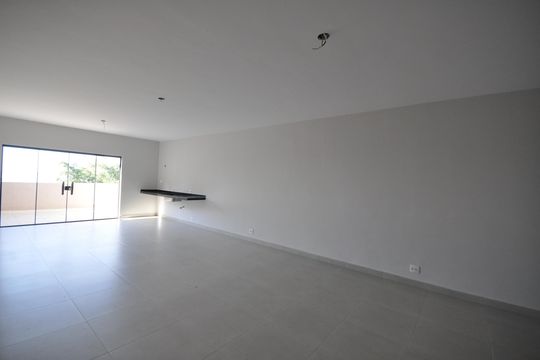 Área comum de casa à venda com 4 quartos, 360m² em Vila Irmaos Arnoni, São Paulo