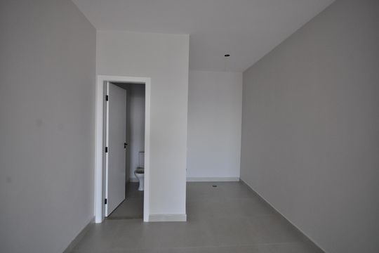 Área comum de casa à venda com 4 quartos, 360m² em Vila Irmaos Arnoni, São Paulo