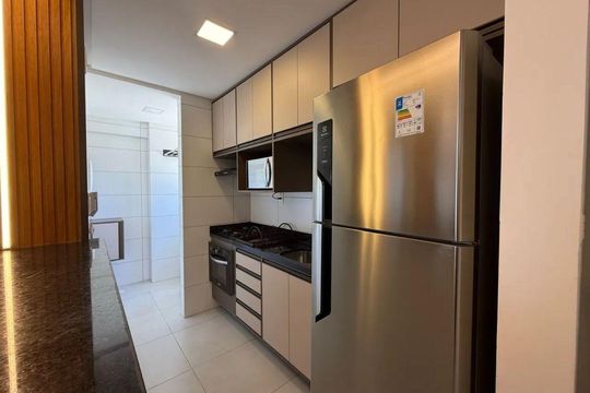 Cozinha de apartamento para alugar com 1 quarto, 43m² em Piatã, Salvador