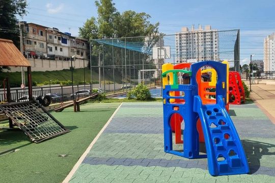 Apartamento à venda com 2 quartos, 55m² em Irajá, Rio de Janeiro