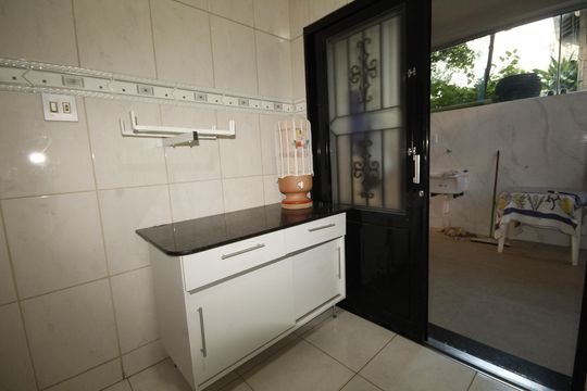 Cozinha de casa à venda com 8 quartos, 360m² em Nova Suíça, Belo Horizonte