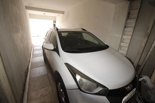 Garagem de casa à venda com 8 quartos, 360m² em Nova Suíça, Belo Horizonte