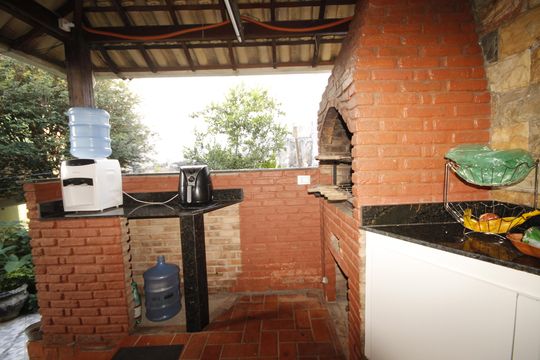 Espaço Gourmet de casa à venda com 8 quartos, 360m² em Nova Suíça, Belo Horizonte