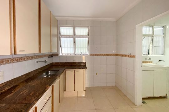 Cozinha de apartamento para alugar com 3 quartos, 235m² em Coracao de Jesus, Belo Horizonte