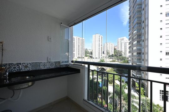 Varanda de apartamento para alugar com 2 quartos, 54m² em Vila Andrade, São Paulo