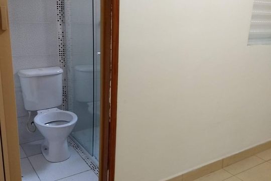 Banheiro de casa de condomínio à venda com 2 quartos, 117m² em Vila Ema, São Paulo