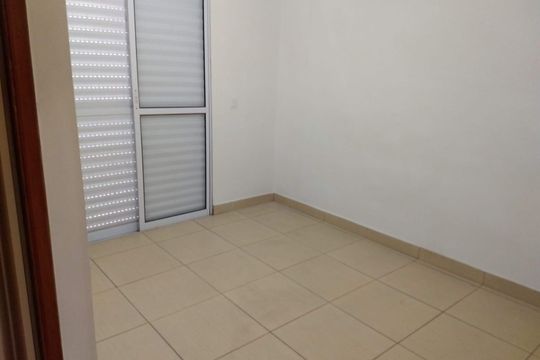 Quarto de casa de condomínio à venda com 2 quartos, 117m² em Vila Ema, São Paulo