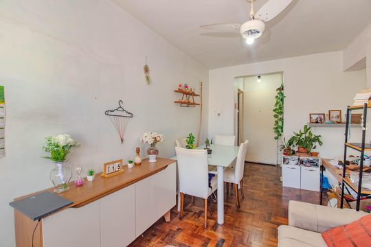Sala de apartamento à venda com 1 quarto, 50m² em Jardim Dona Leopoldina, Porto Alegre