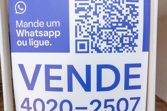 Plaquinha ZNHJ-620 de casa à venda com 4 quartos, 120m² em Vila Ré, São Paulo