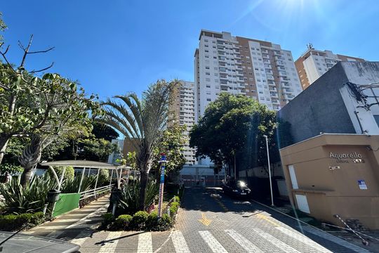 Fachada de apartamento à venda com 2 quartos, 55m² em Alto do Pari, São Paulo