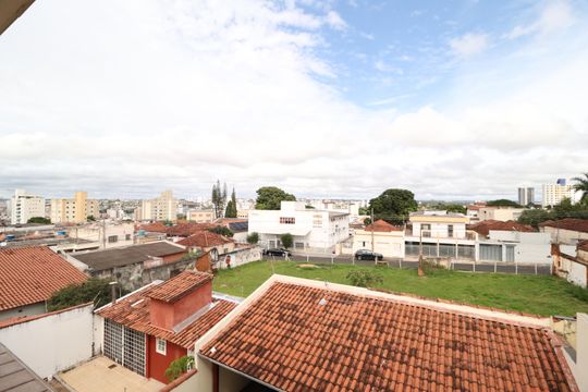 Área de Serviço - Vista de apartamento para alugar com 3 quartos, 127m² em Fundinho, Uberlândia