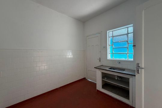 Cozinha de apartamento à venda com 1 quarto, 93m² em Vila Monumento, São Paulo