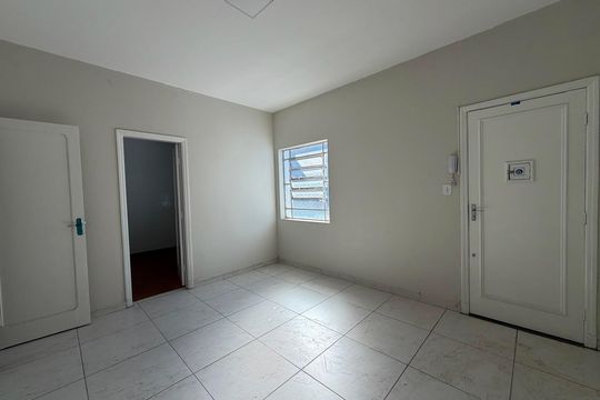 Sala de apartamento à venda com 1 quarto, 93m² em Vila Monumento, São Paulo