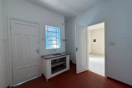 Cozinha de apartamento à venda com 1 quarto, 93m² em Vila Monumento, São Paulo