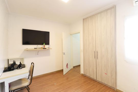 Casa à venda com 4 quartos, 140m² em Vila Guilherme, São Paulo