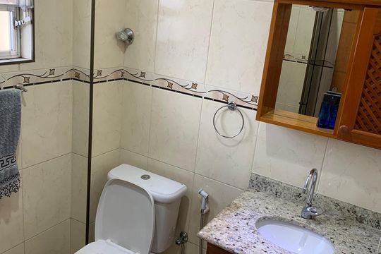 Banheiro de apartamento para alugar com 2 quartos, 80m² em Jardim América, Rio de Janeiro