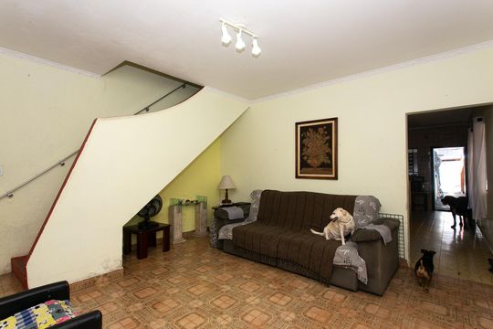 Casa à venda com 4 quartos, 269m² em Vila Oratorio, São Paulo