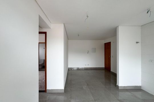Sala  de apartamento à venda com 2 quartos, 55m² em Jardim Vera Cruz, São Bernardo do Campo