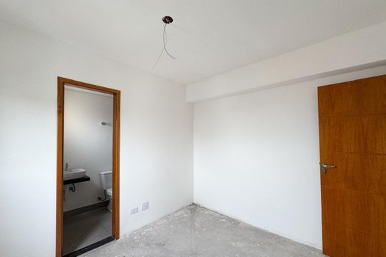 Suíte de apartamento à venda com 2 quartos, 55m² em Jardim Vera Cruz, São Bernardo do Campo
