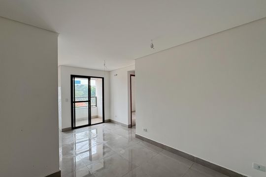 Sala de apartamento à venda com 2 quartos, 55m² em Jardim Vera Cruz, São Bernardo do Campo