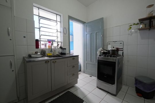Cozinha de apartamento à venda com 2 quartos, 94m² em Vila Monumento, São Paulo